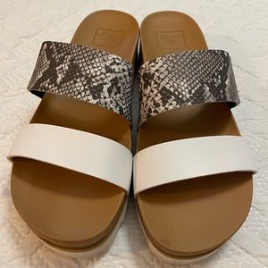 Reef Cushion Vista Hi - Platform Sandals - 8.5